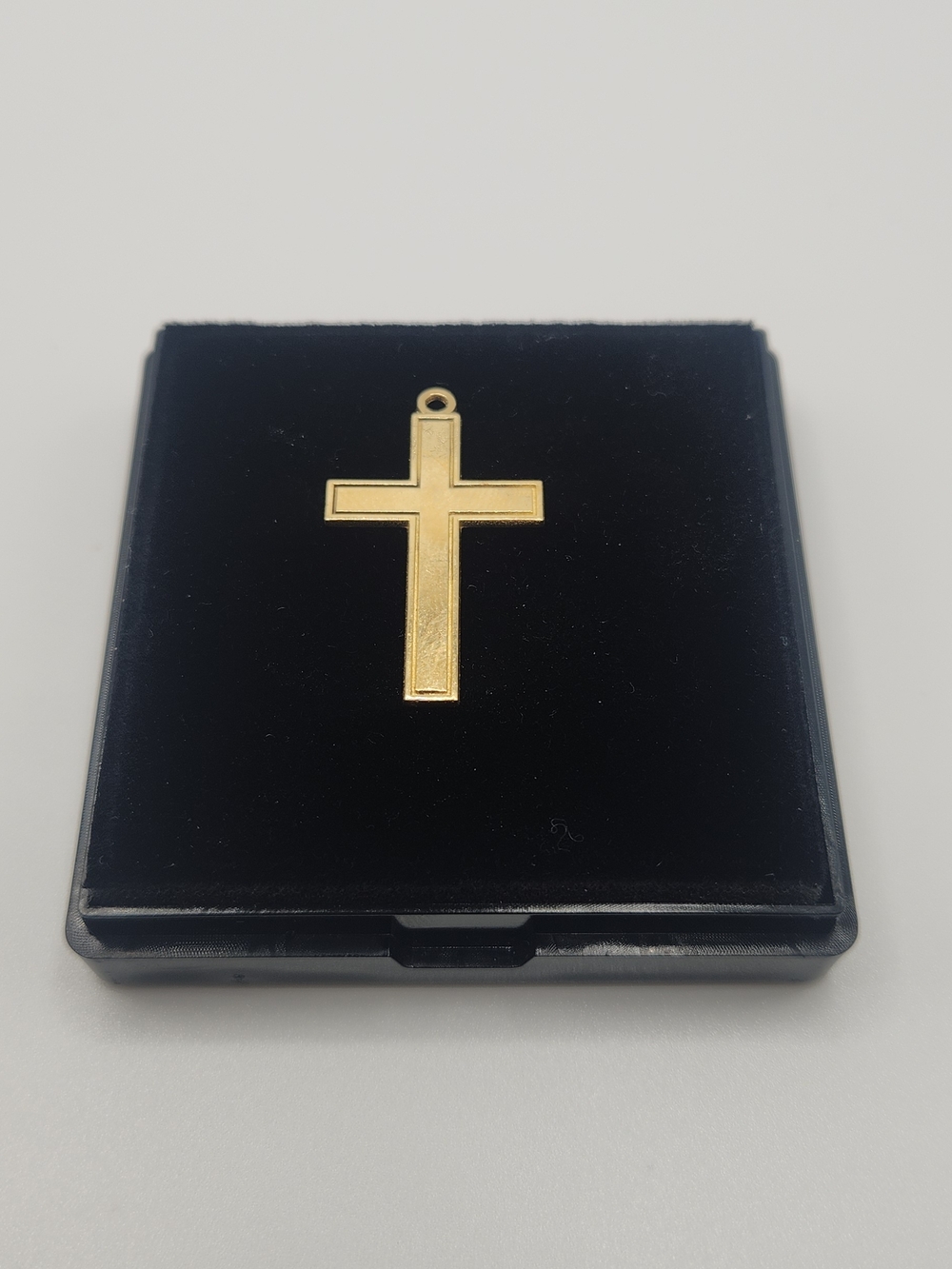 10K Solid Gold Cross Pendant ✝️ 1.61g – Classic Minimalist Religious Charm